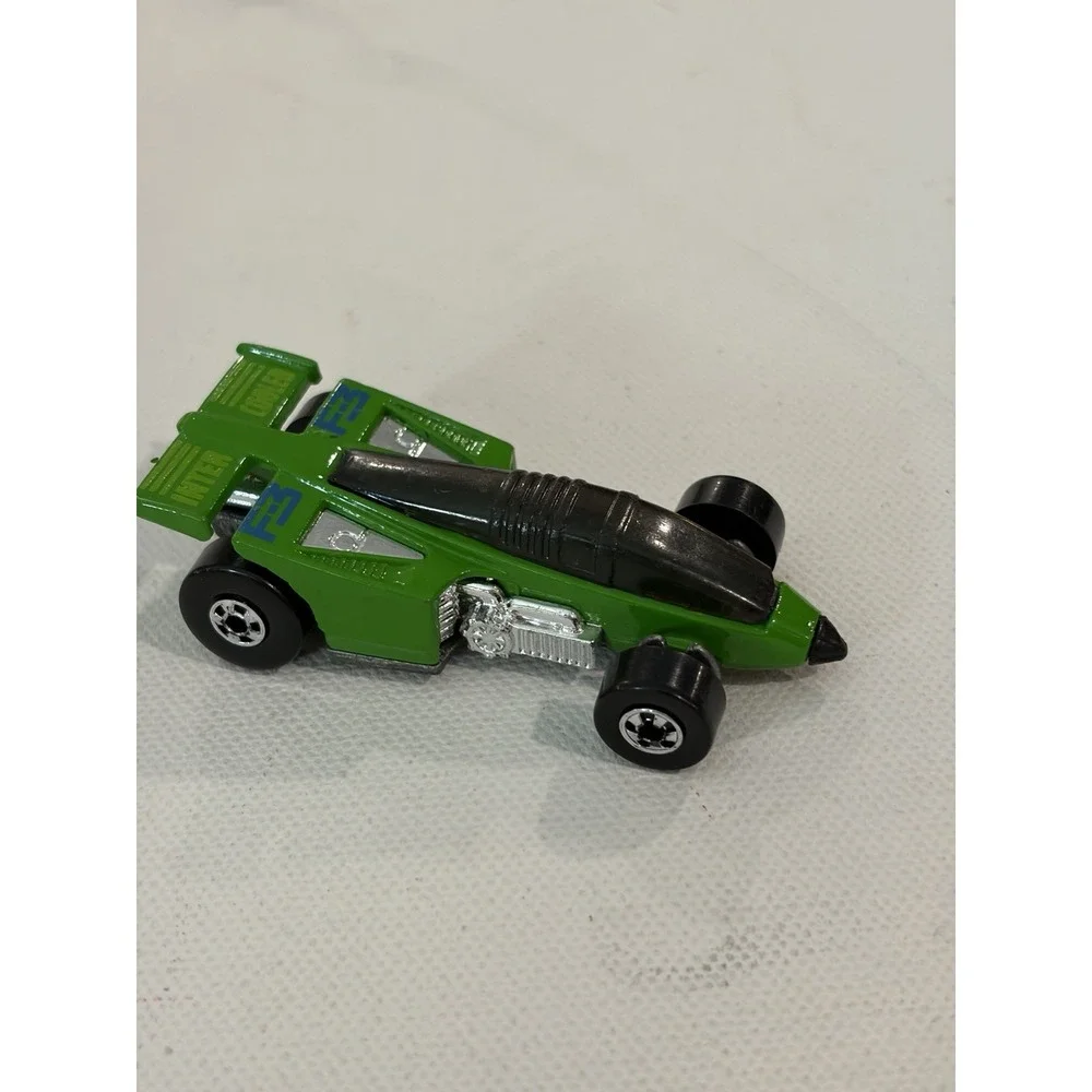 1987 HOT WHEELS F-3 SHADOW INTER COOLED GREEN 1:64 DIECAST JET RACE CAR W/ BLUE